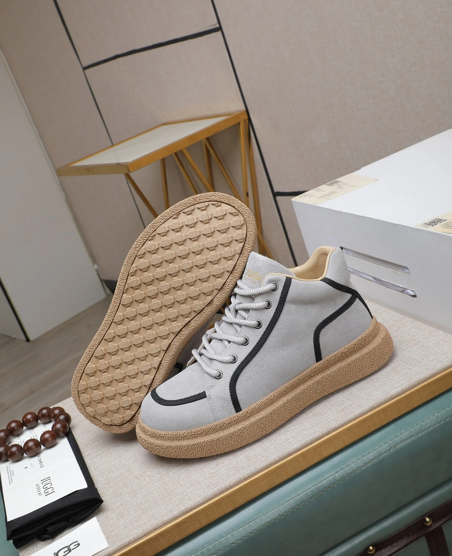 Men's shoes 💰600 IUGGI new retro presbyopia men's shoes, casual and versatile, full of high-end sense, fashionable, luxury and personalized style, joint style, retro presbyopia factor, full of handsome style, first layer suede cowhide, wool lining, rubber outsole, light and non-slip size: 39-44